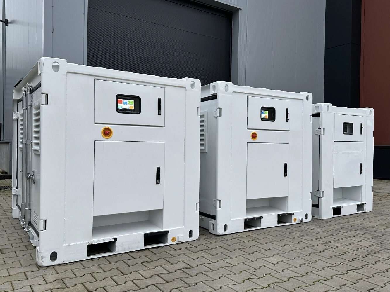 BATTBOY CONTAINERS 3